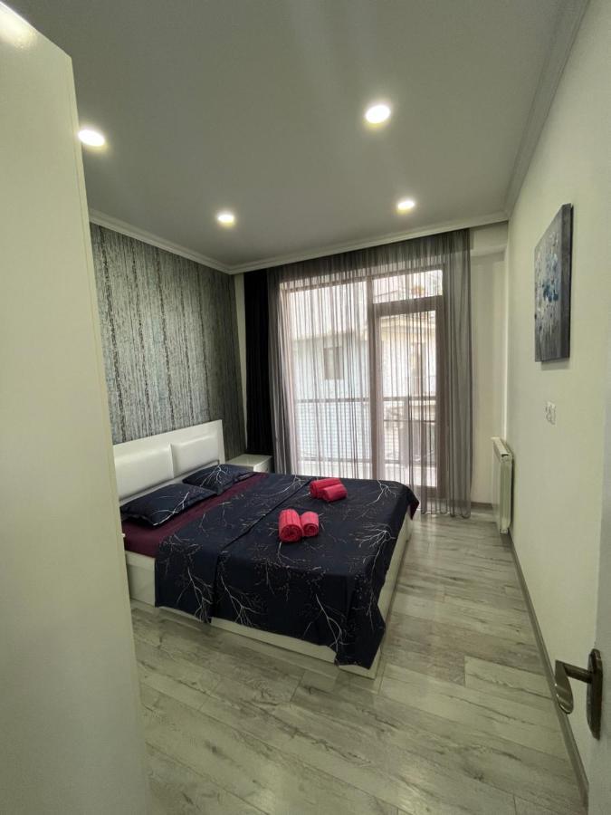 Kobi Apartments Тбилиси Екстериор снимка