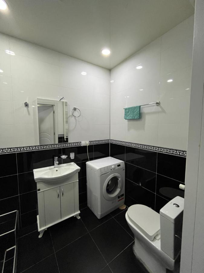 Kobi Apartments Тбилиси Екстериор снимка